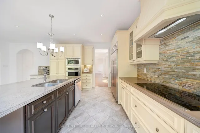 Additional image 14 of 931 Syndenham Lane
