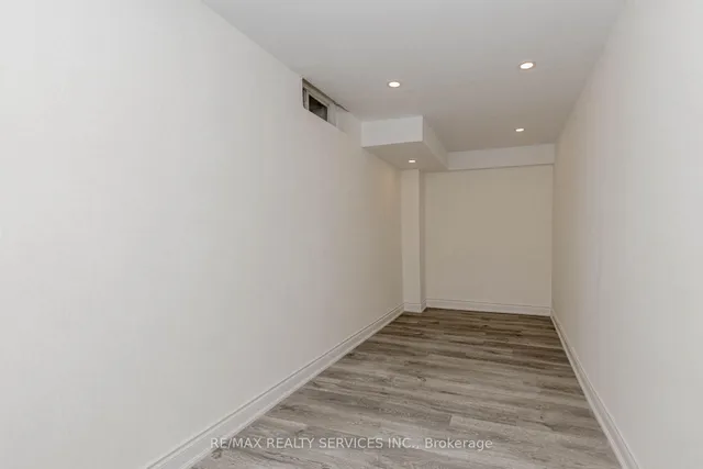 Additional image 39 of 16 Mccrimmon Dr