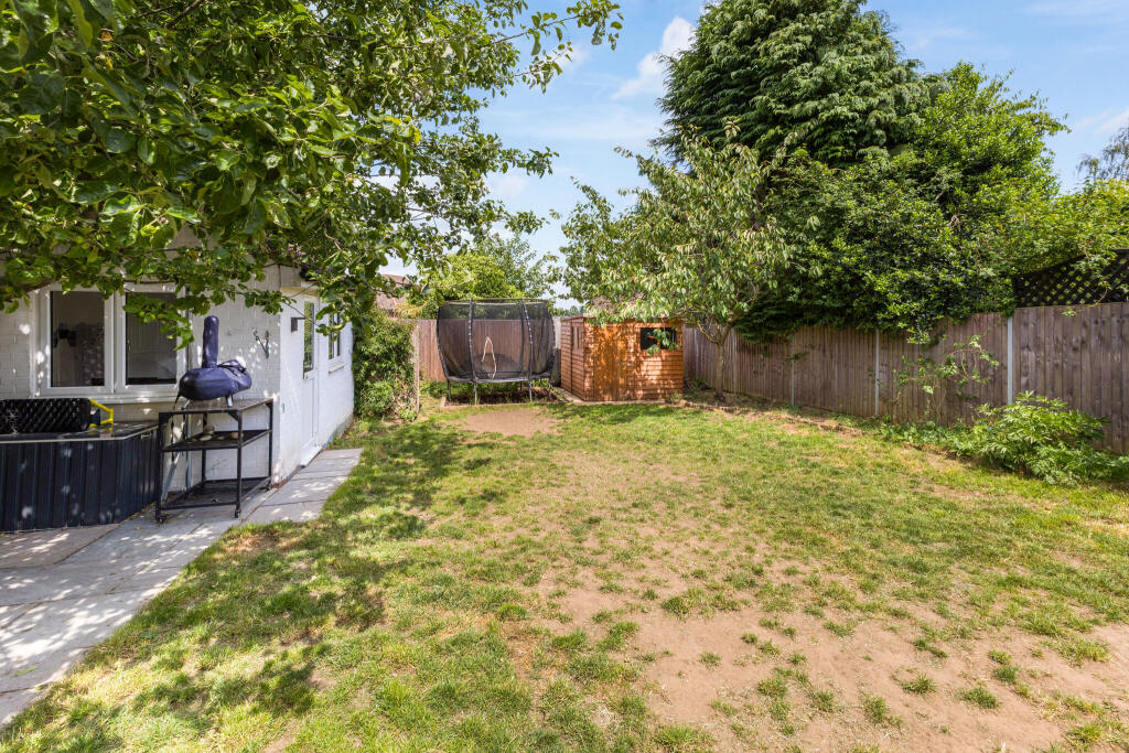 Additional image 11 of Park Rise, Harpenden, AL5