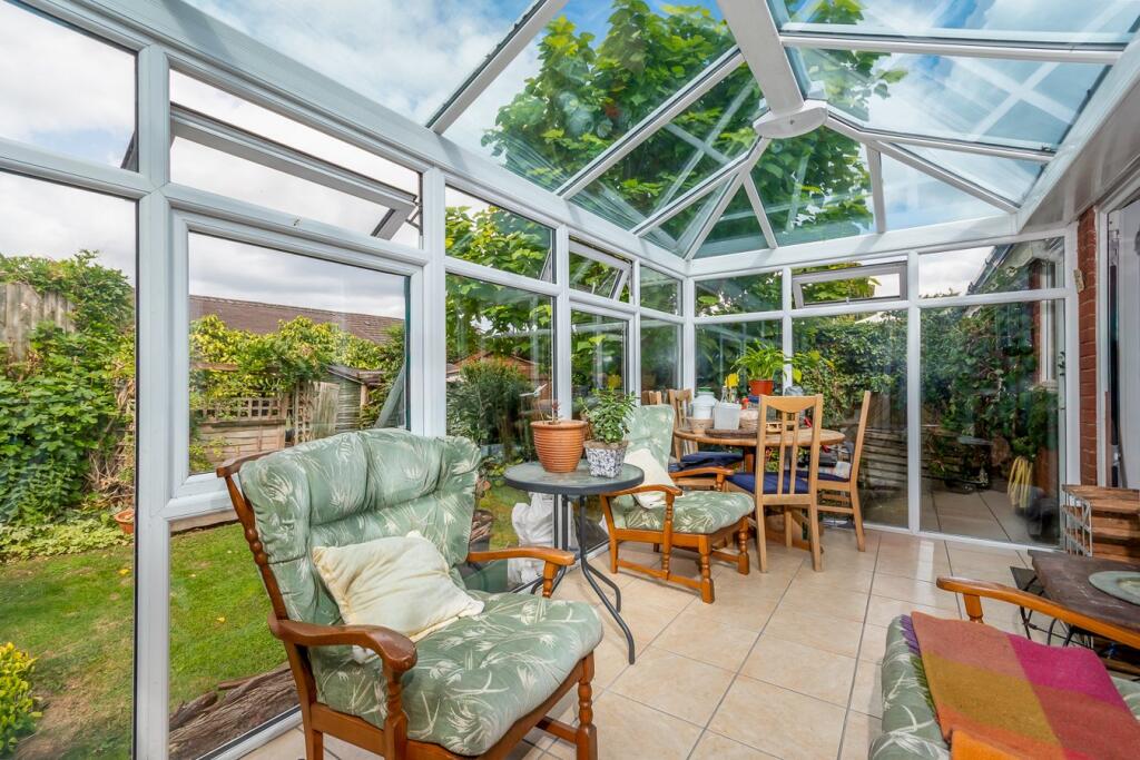 Additional image 9 of Riverside Gardens, Henley-in-Arden, B95