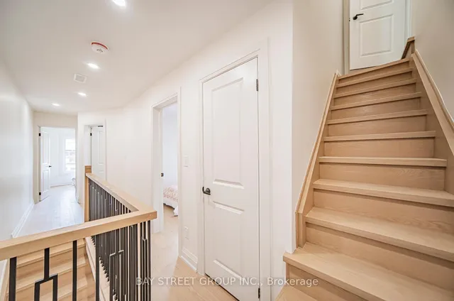 Additional image 25 of 126 Grace St