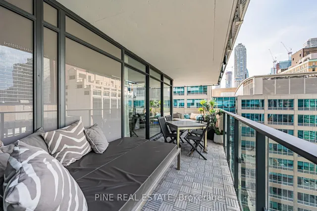 Additional image 31 of 25 Richmond St Unit 1305