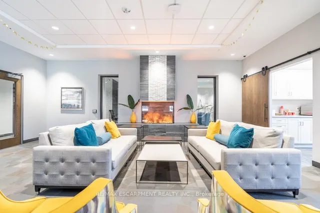 Additional image 31 of 30 Hamilton St Unit 305