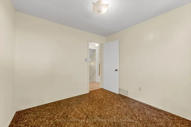 Additional image 19 of 43 Elmore Dr