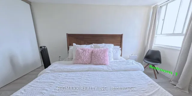 Additional image 17 of 1 Massey Sq Unit 907