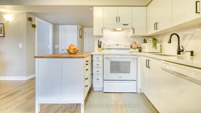 Additional image 22 of 716 Main St