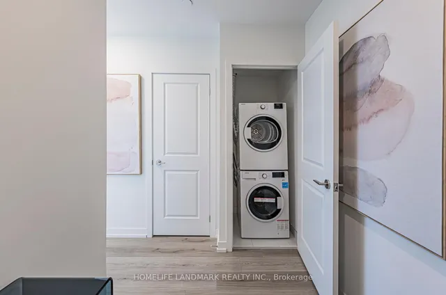 Additional image 3 of 395 Bloor St Unit 5502