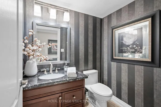 Additional image 25 of 36 Toulon Ave