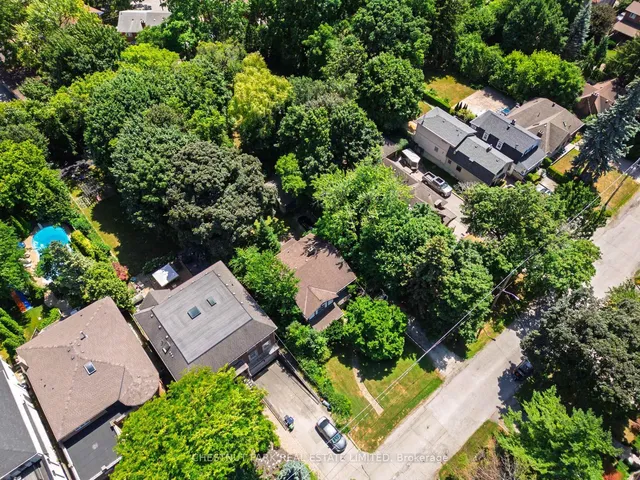 Additional image 36 of 61 Burnhamthorpe Cres