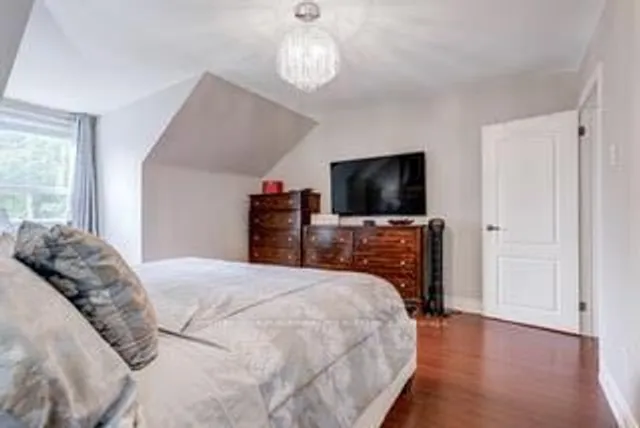 Additional image 27 of 103 Neilson Dr