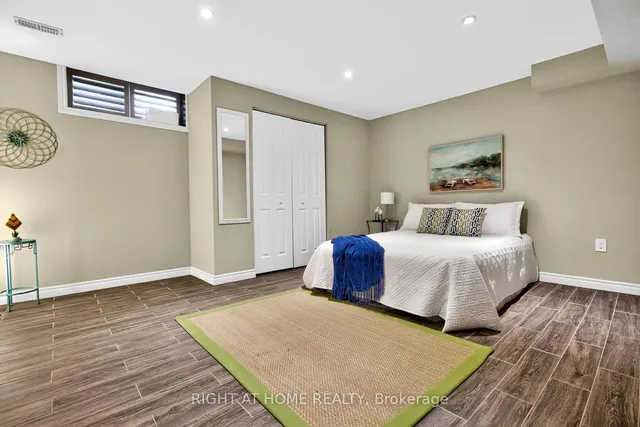 Additional image 24 of 18 Rolling Lane