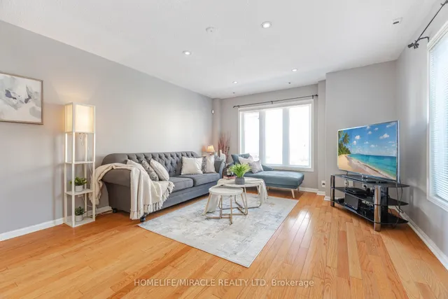 Additional image 23 of 83 Mondeo Dr Unit 32