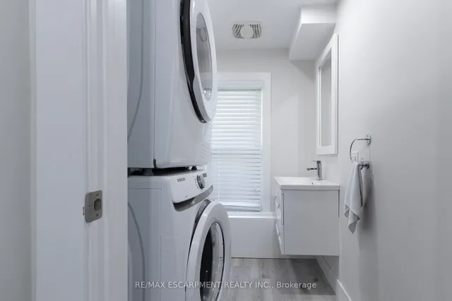 Additional image 9 of 2546 WILSON St