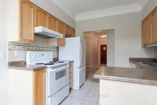 Additional image 7 of 100 Burloak Dr Unit 1101