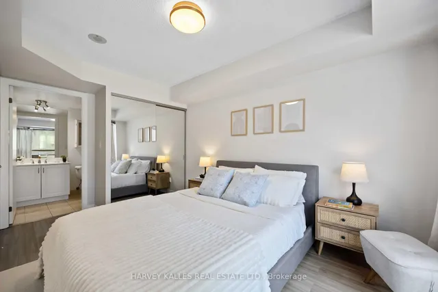 Additional image 27 of 18 Beverley St Unit 416