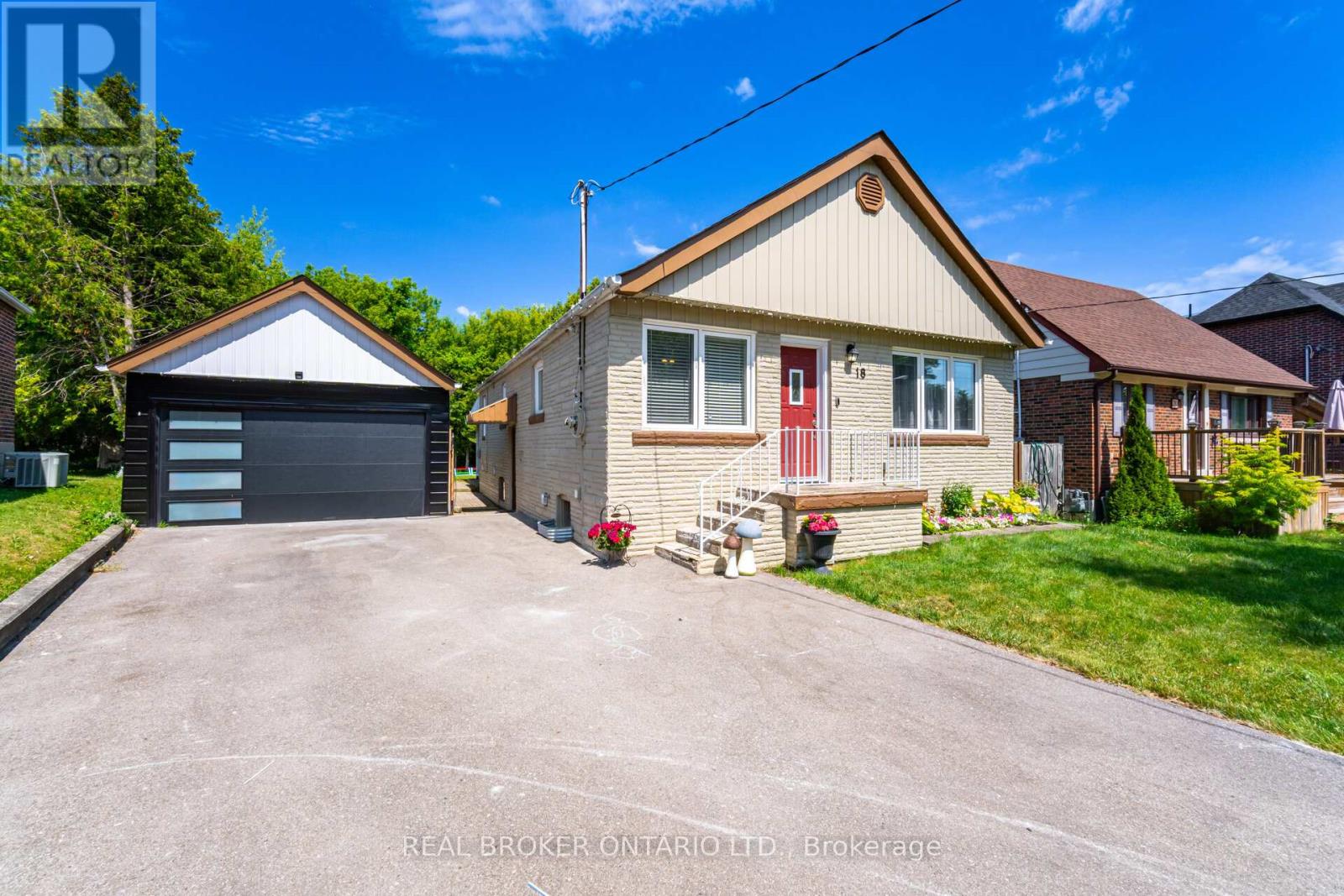 Property image for 18 ADANAC DRIVE|Toronto (Cliffcrest), Ontario M1M2E4