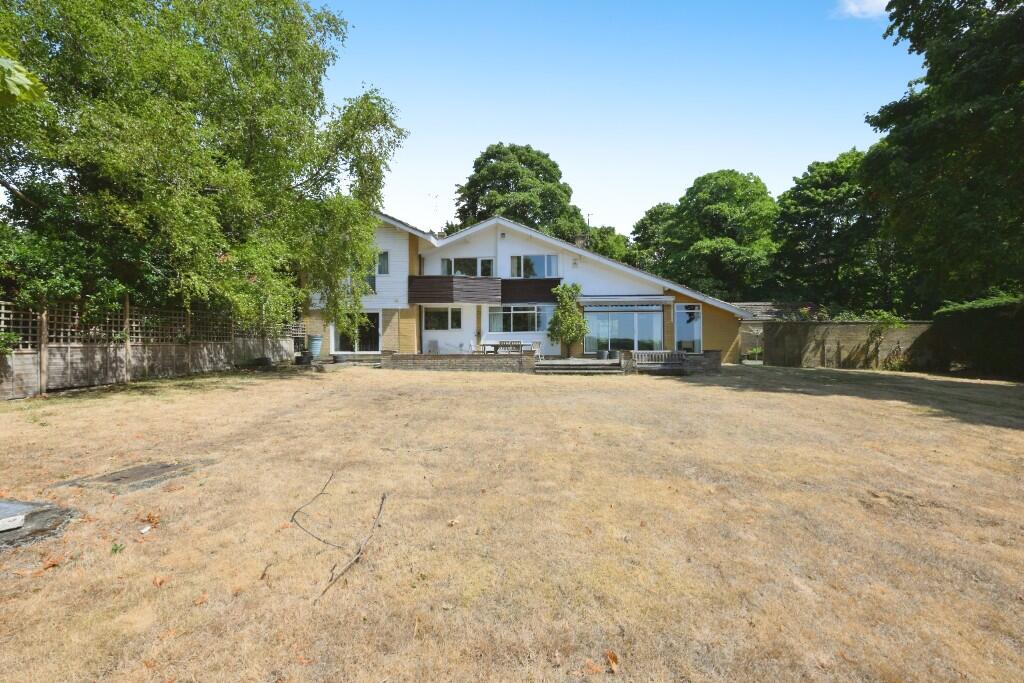 Additional image 4 of High Road, AL9