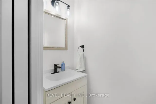 Additional image 4 of 30 Regent Ave Unit 28A