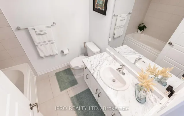 Additional image 46 of 1562 Denison Pl