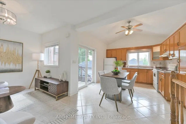 Additional image 10 of 382 Blackthorn Ave