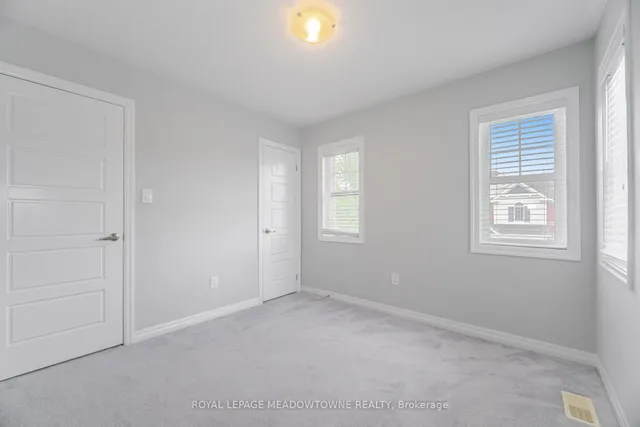 Additional image 30 of 2 Lothbury Dr