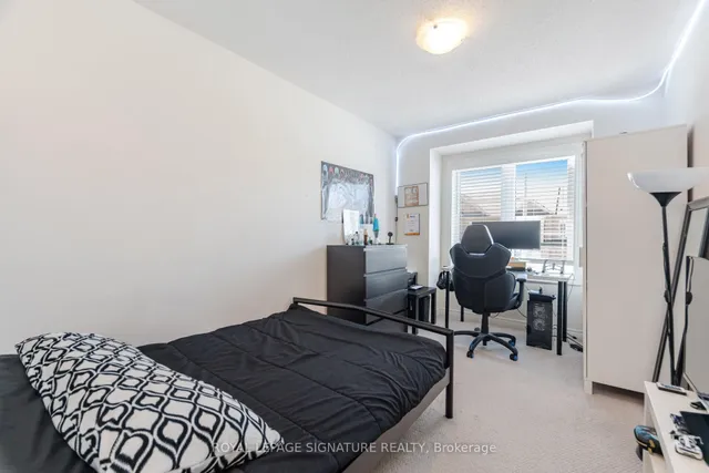 Additional image 28 of 39 Talence Dr