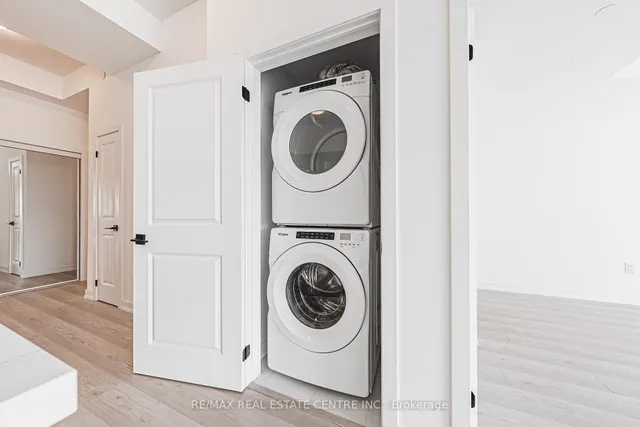 Additional image 27 of 450 Dundas St Unit 1213