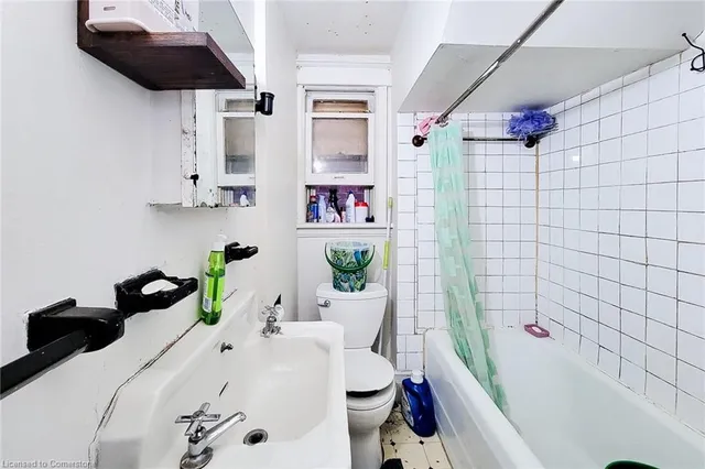 Additional image 22 of 29 Carrick Ave