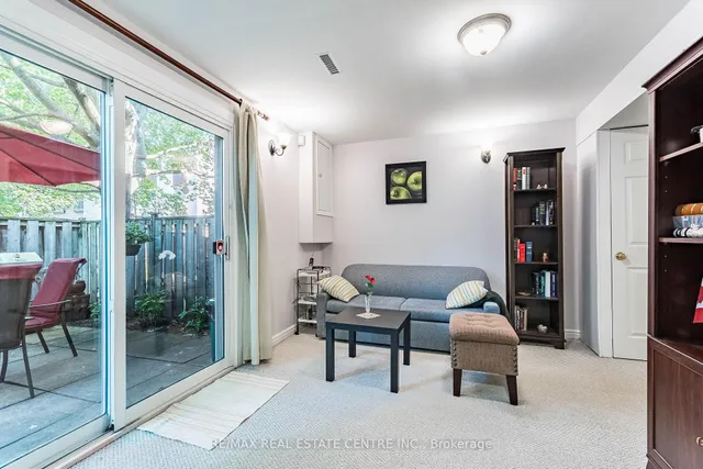 Additional image 38 of 1221 Dundix Rd