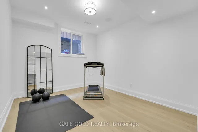 Additional image 42 of 203 Shaver Ave