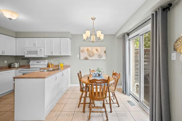 Additional image 10 of 146 Rockhaven Lane