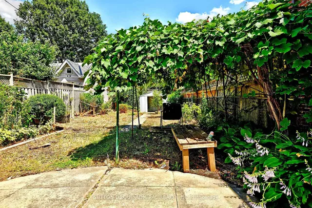 Additional image 20 of 43 Bristol Ave