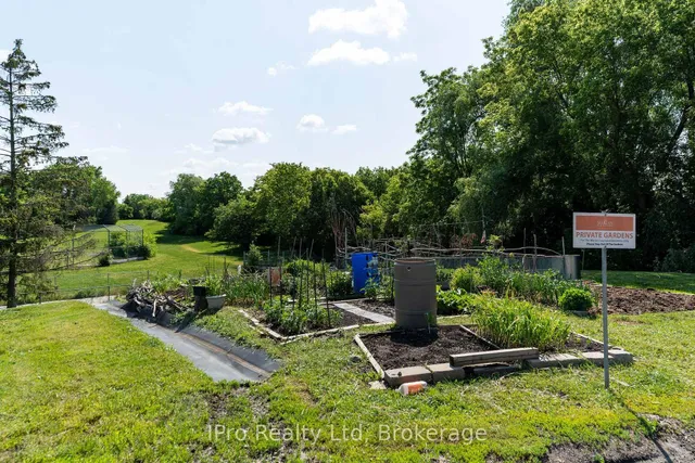 Additional image 34 of 137 Martin St Unit 203