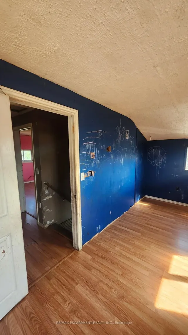 Additional image 12 of 706 Tate Ave