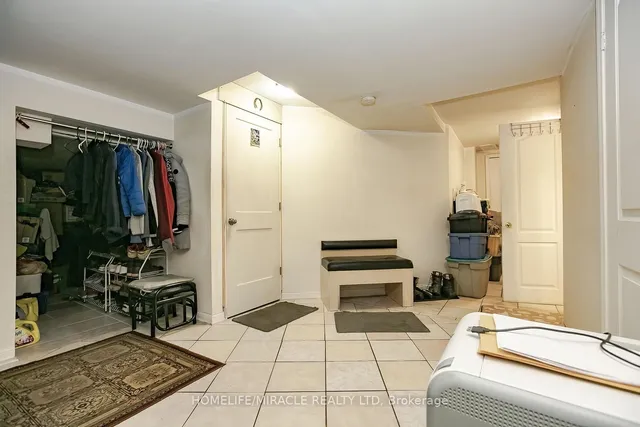 Additional image 45 of 20 Oblate Cres