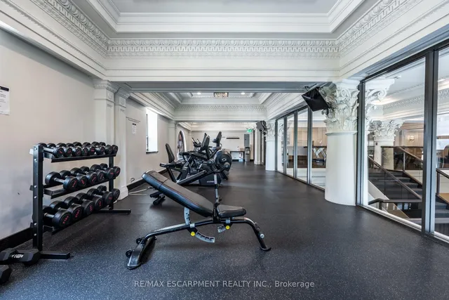 Additional image 35 of 118 King St Unit 921