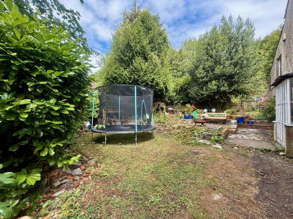 Additional image 24 of Tor Court, Coursing Batch, Glastonbury