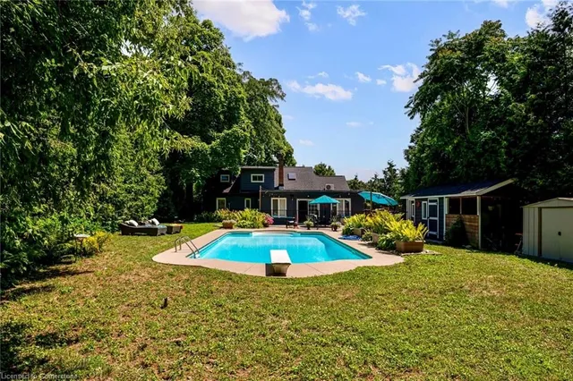 Additional image 40 of 657 Greenwood Dr