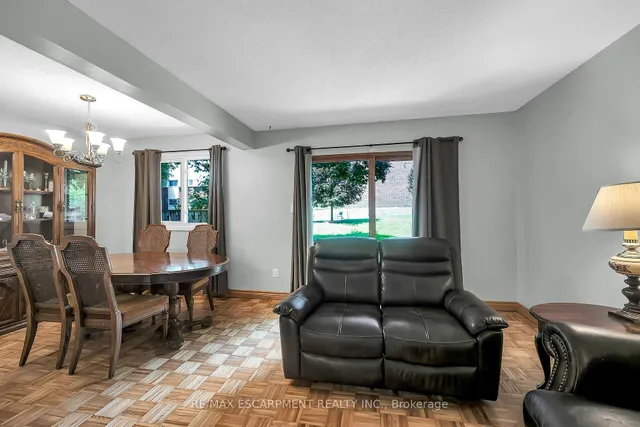 Additional image 10 of 1460 Garth St Unit 18