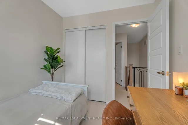 Additional image 24 of 191 Lemieux Crt