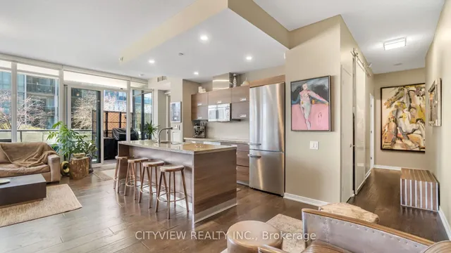 Additional image 10 of 90 Park Lawn Rd Unit 205