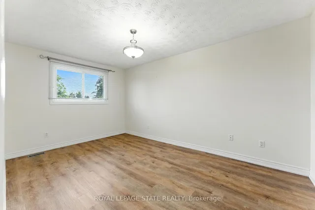 Additional image 27 of 286 LLOYMINN Ave