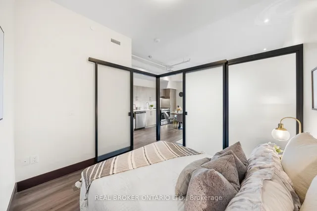 Additional image 15 of 121 King St East St Unit 206