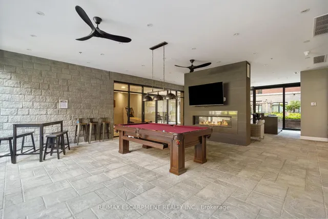 Additional image 44 of 1 Redfern Ave Unit 127