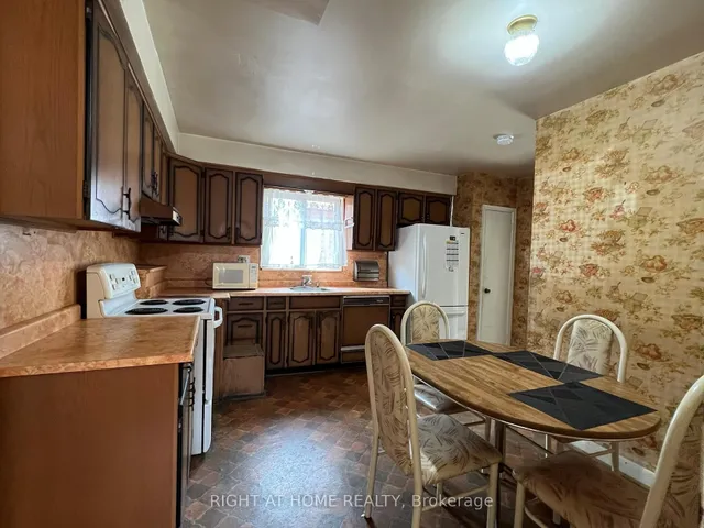 Additional image 18 of 25 Heatherglen Rd
