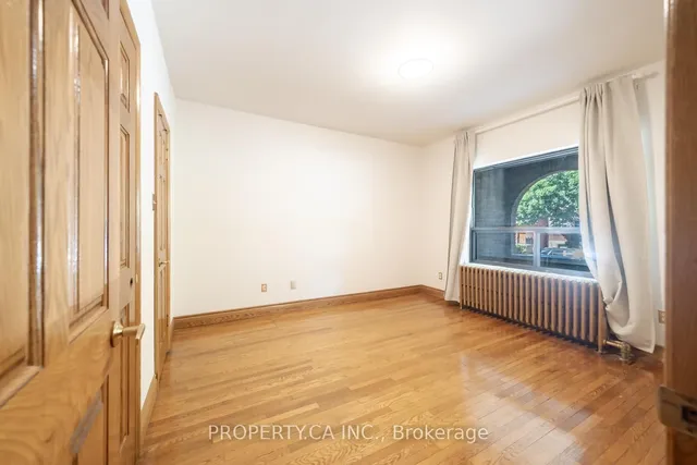 Additional image 18 of 35 Pinewood Ave