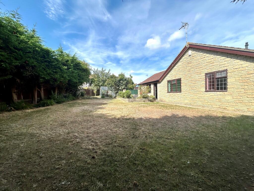 Additional image 6 of Sutton Grange, Yeovil, BA21