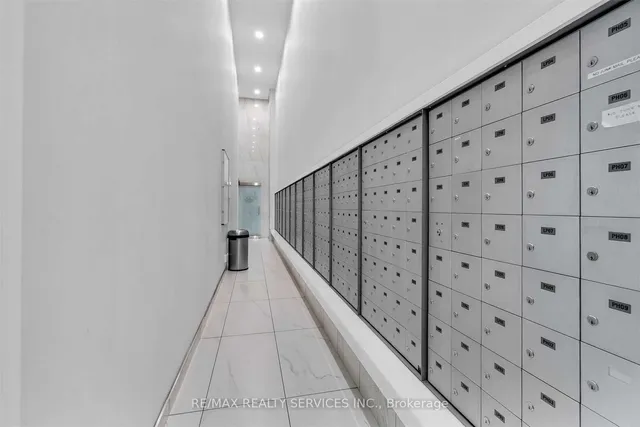 Additional image 3 of 352 Front St Unit 1413