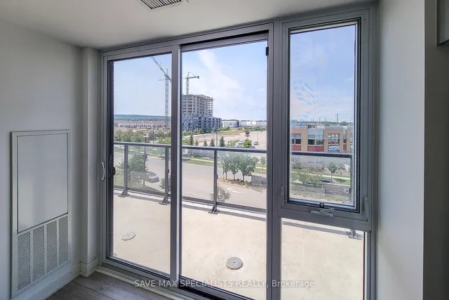 Additional image 20 of 3200 Dakota Common Unit B403