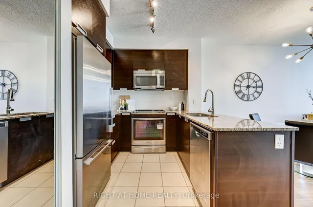 Additional image 5 of 55 Eglinton Ave Unit 2001